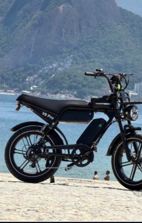 Modelo V8 Pro Max